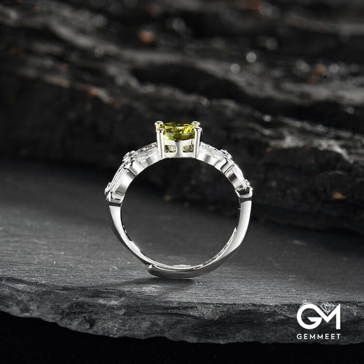 "The Jungle Angel" - Four Claws One Carat Peridot Ring