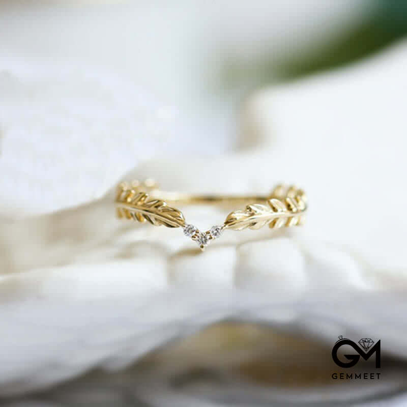 Stylish Gold Bay Leaf Ring