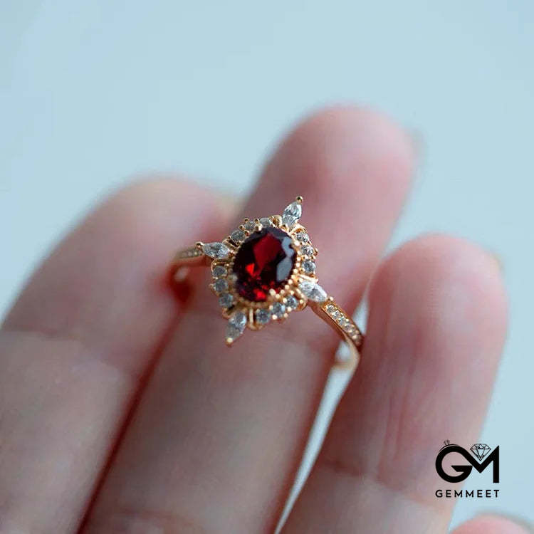 Vintage Ruby "Miss Rose" Atmosphere Ring