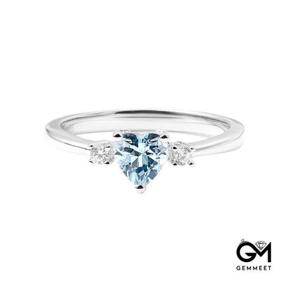 Delicate Aquamarine Heart-shaped Zircon Ring