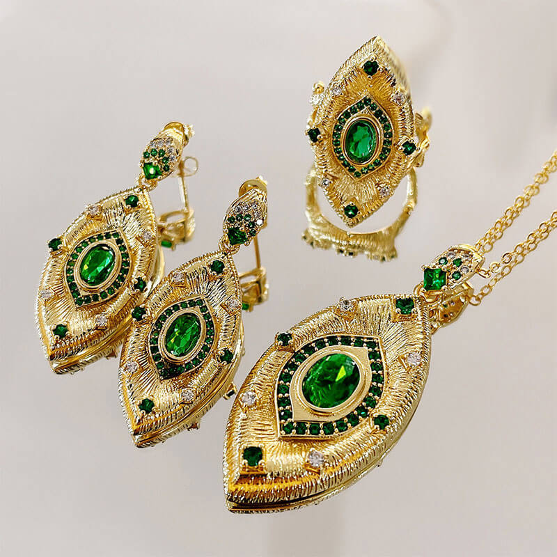 Brushed Craft Demon Eye Necklace Jewelry Set Simulated Emerald Earrings Ring