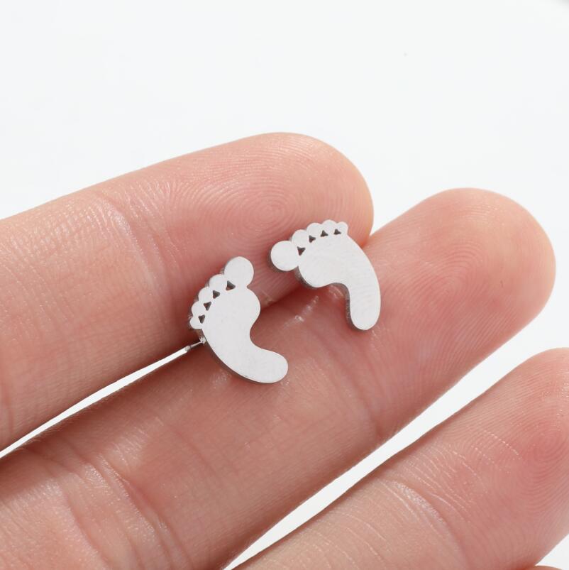 Cute MAMA Baby Feet Earring