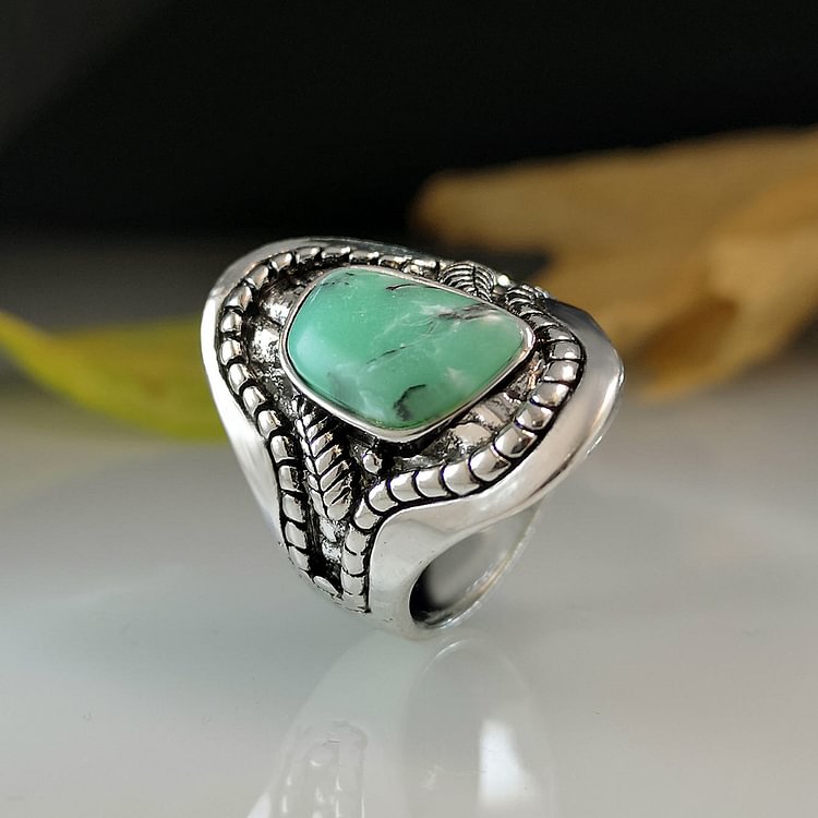 Vintage Large Turquoise Ring