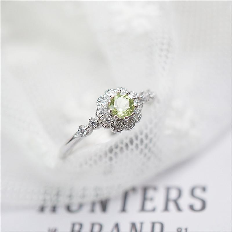 Inlaid Peridot Vintage Ring