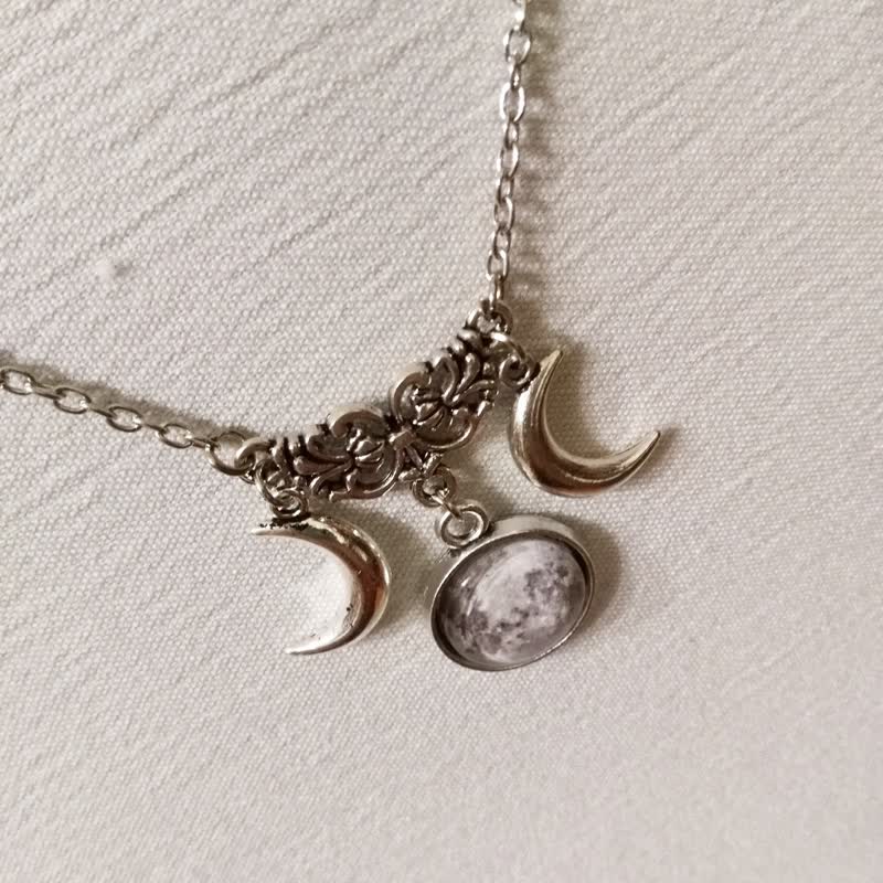 Vintage Double Crescent Moon Glass Necklace