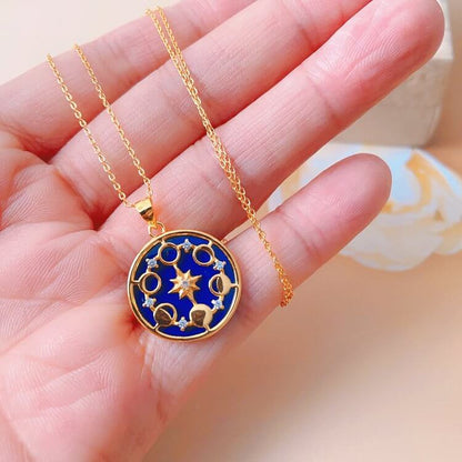 Lapis Lazuli Moon Phase Eight Awn Star Necklace