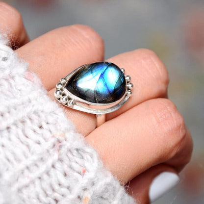 Preorder: Drip Shape Teardrop Labradorite Ring