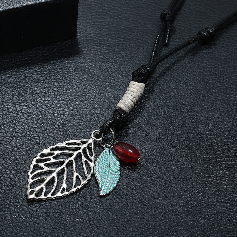 Retro Geometric Minimalist Leaf All-match Temperament Necklace