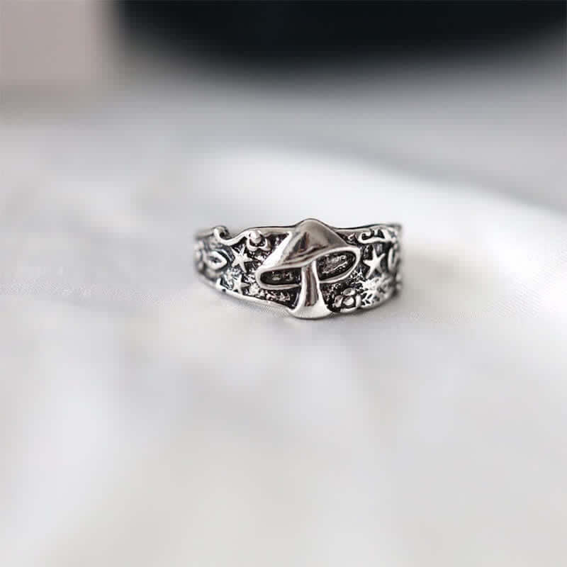 Creative Retro Mushroom Ring