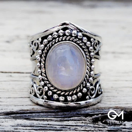 Bohemia Vintage Natural Moonstone Ring