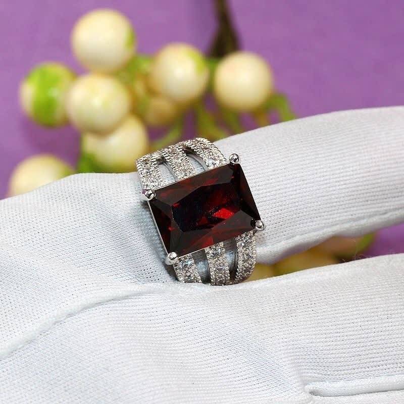 Vintage Garnet Square Ruby Zircon Ring