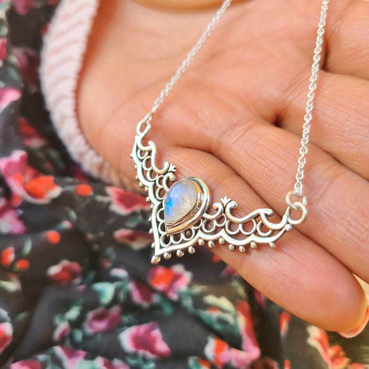 Moonstone Engraved Silver Crown Shape Necklace