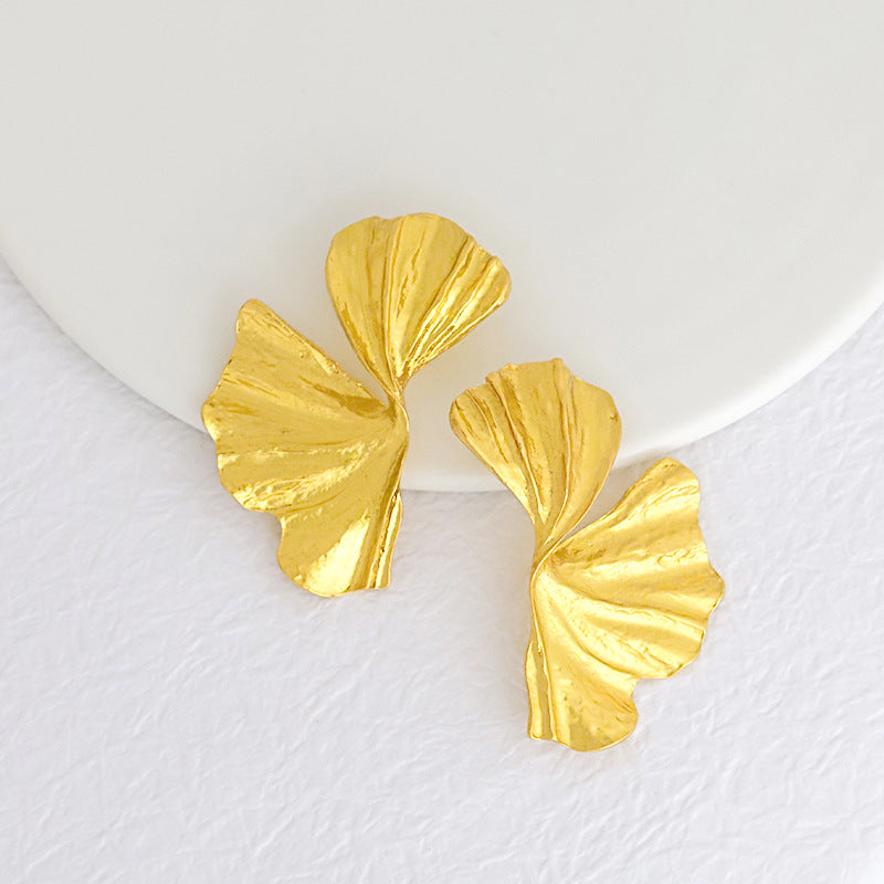 Fashion Temperament Simple Design Sense Ginkgo Leaf Earrings