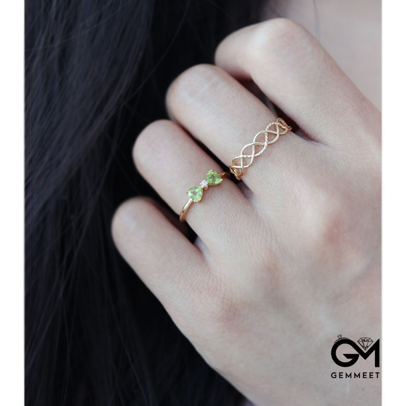 Simple Green Zircon Bow Ring