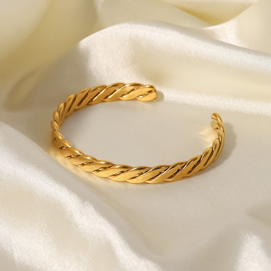 Rope Shape Adjustable Bangle Bracelet