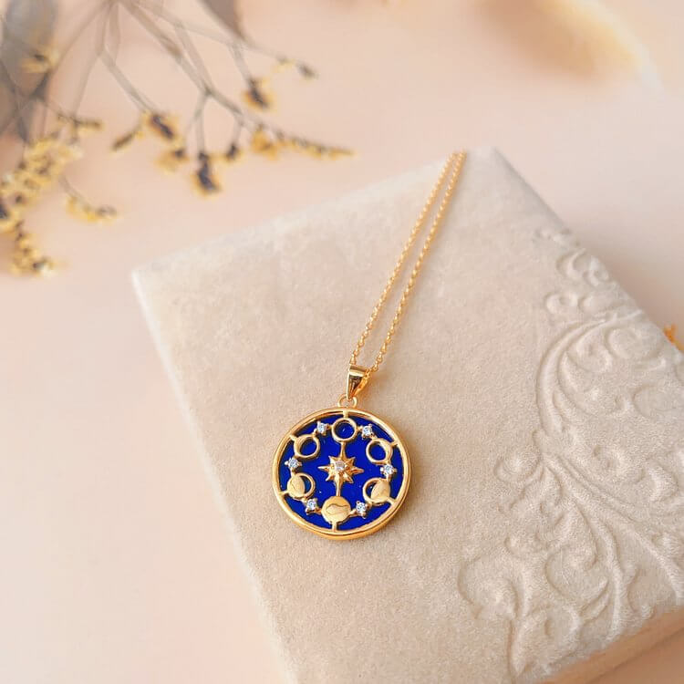 Lapis Lazuli Moon Phase Eight Awn Star Necklace