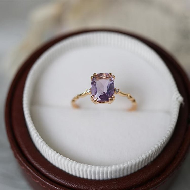 Amethyst Sugar Cube Wave Design Ring