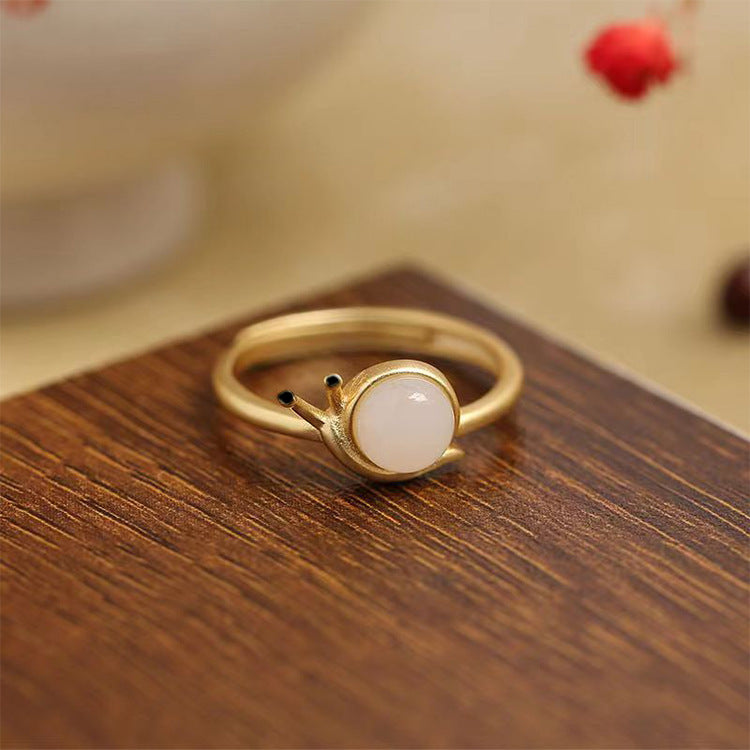 Niche Design Snail Jade Ring