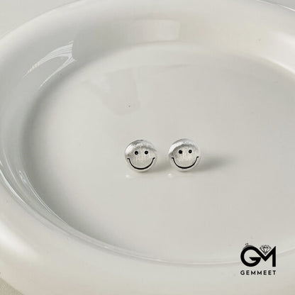 S925 Sterling Silver Smiley Face Simple Stud Earrings