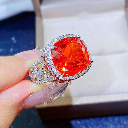 Micro-studded Diamond Imitation Cultured Emerald Ring Light Luxury Fanta Diamond Pigeon Blood Red Ring for Women