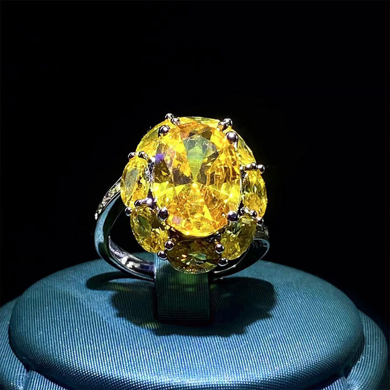 Luxury Imitation Garnet Red Asscher Yellow Zircon High Carbon Diamond Open Ring Creative Egg-shaped Ring