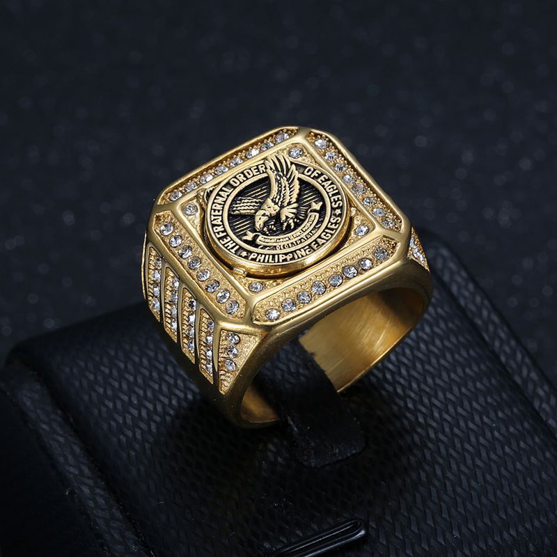 Stainless Steel Vacuum Gold-plated Inlaid Cubic Zirconia Eagle Domineering Men's Square Ring