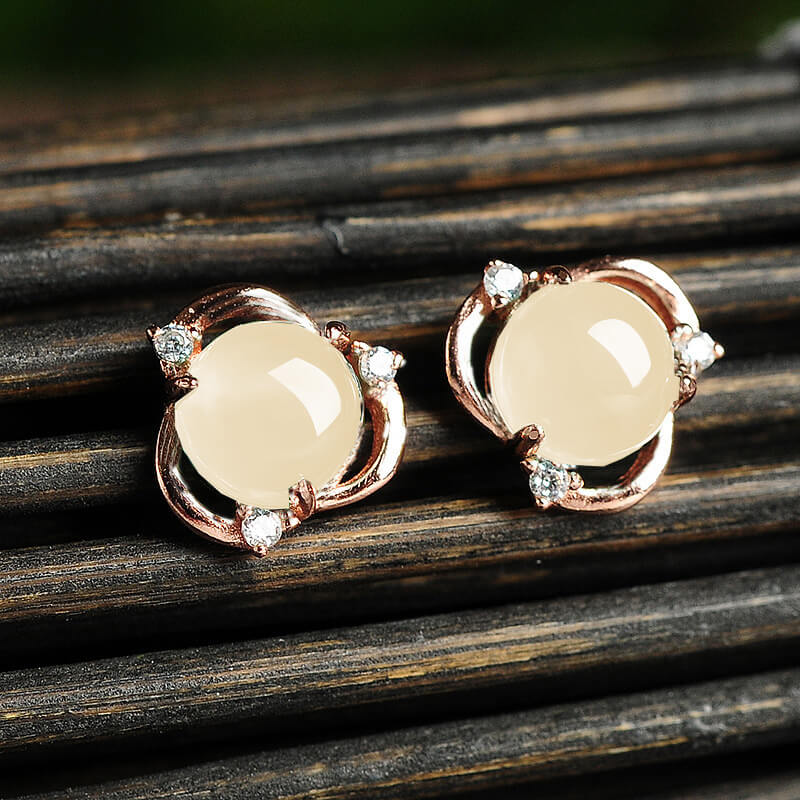 Inlaid Synthetic Iced Chalcedony Cabochon Flower Stud Earrings