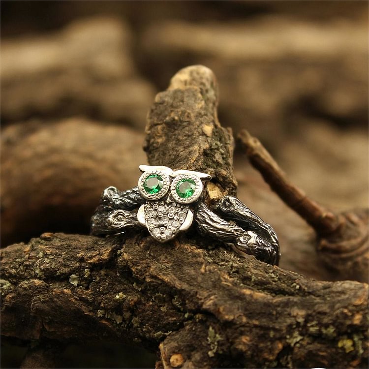 Emerald Owl On The Branch Engagement Ring