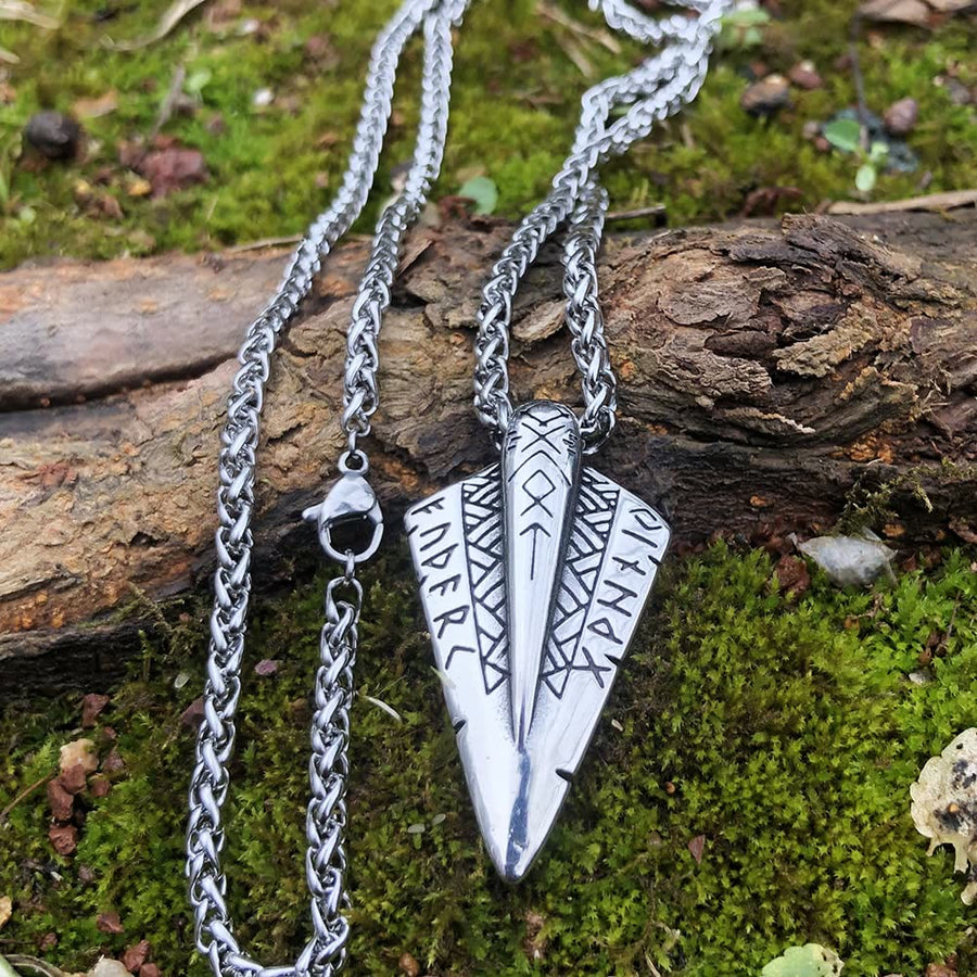 Odin's Spear head Gungnir Viking Arrowhead Necklace