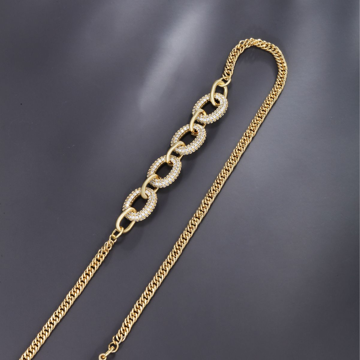 Metallic Style Sparkling Cuban Chain Necklace for Women