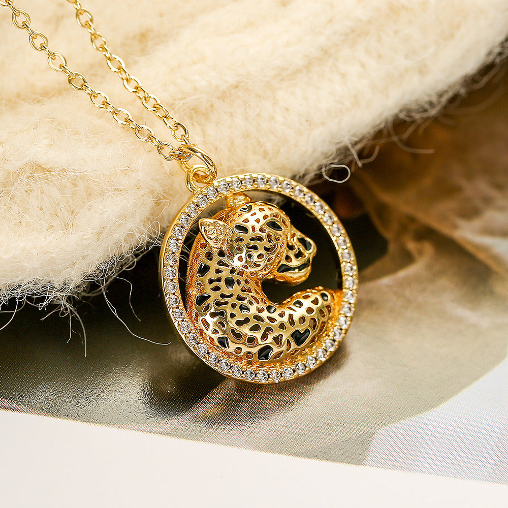 Cute Leopard Hollow Pendant Necklace