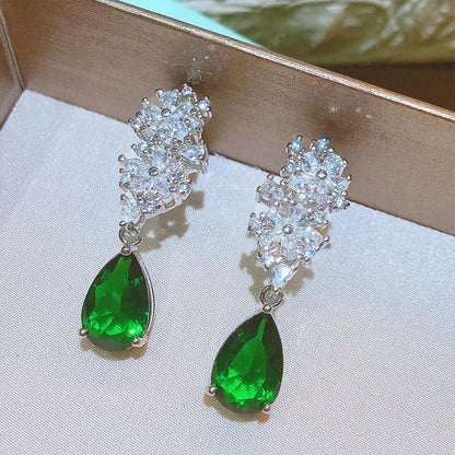 Long Fashion Teardrop Pear Stud Earrings Emerald Colored Treasure Earrings