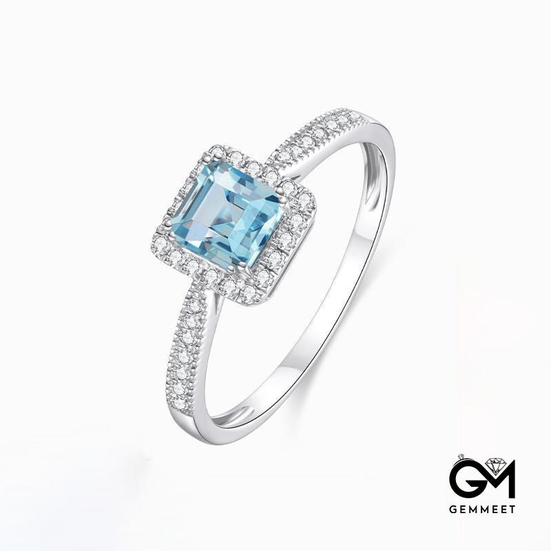 Stylish Simple Aquamarine Ring