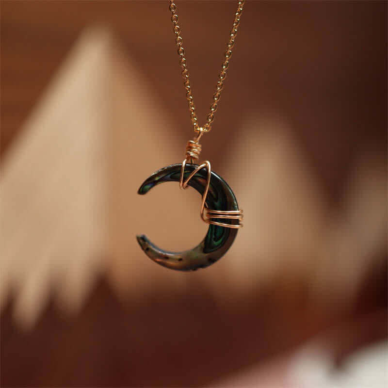 Natural Tridacna Stone Crescent Moon Blessing Necklace Pendant