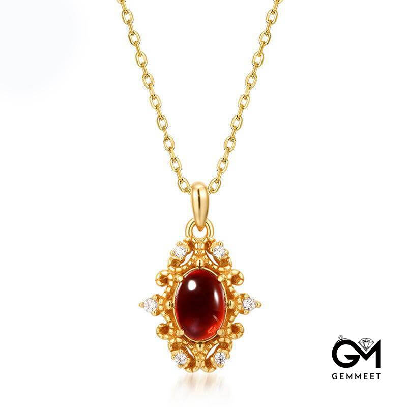 Vintage Court Garnet Necklace