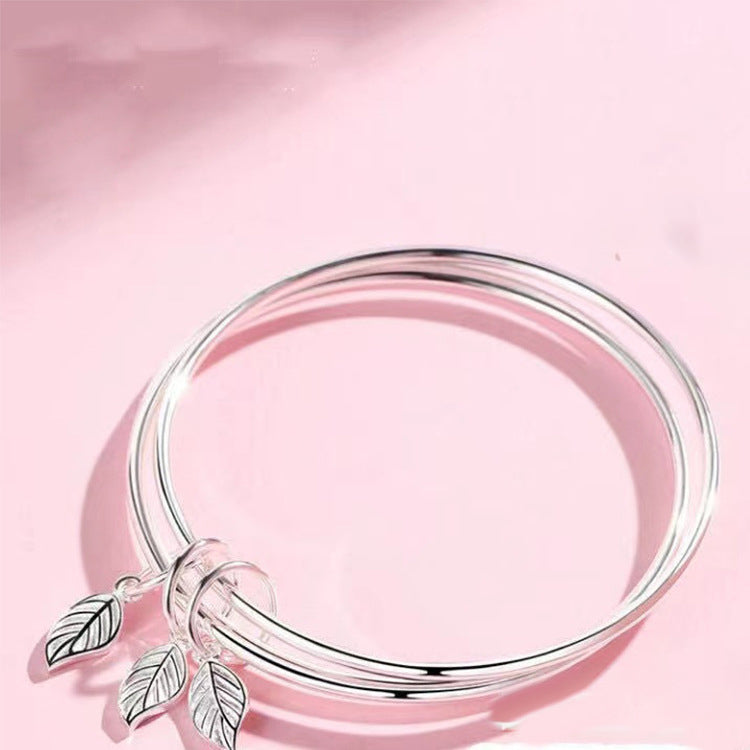 Glossy Leaf Closed Solid Bracelet