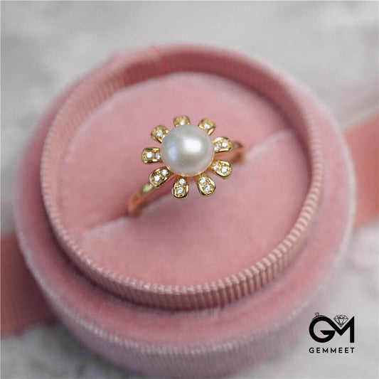 Little Daisy Pearl Zircon Ring