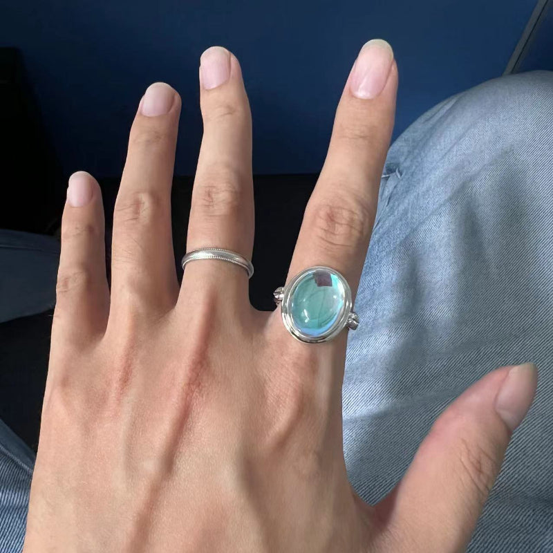 Shiny Bohemia Big Oval Cut Moonstone Ring