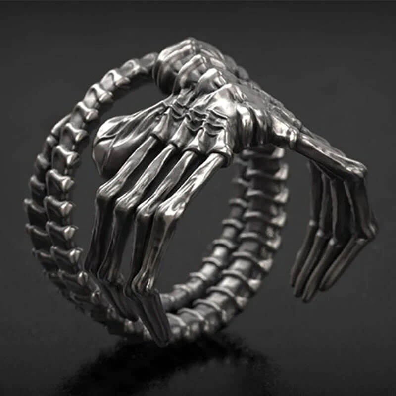 Prometheus Facehugger Skull Ring