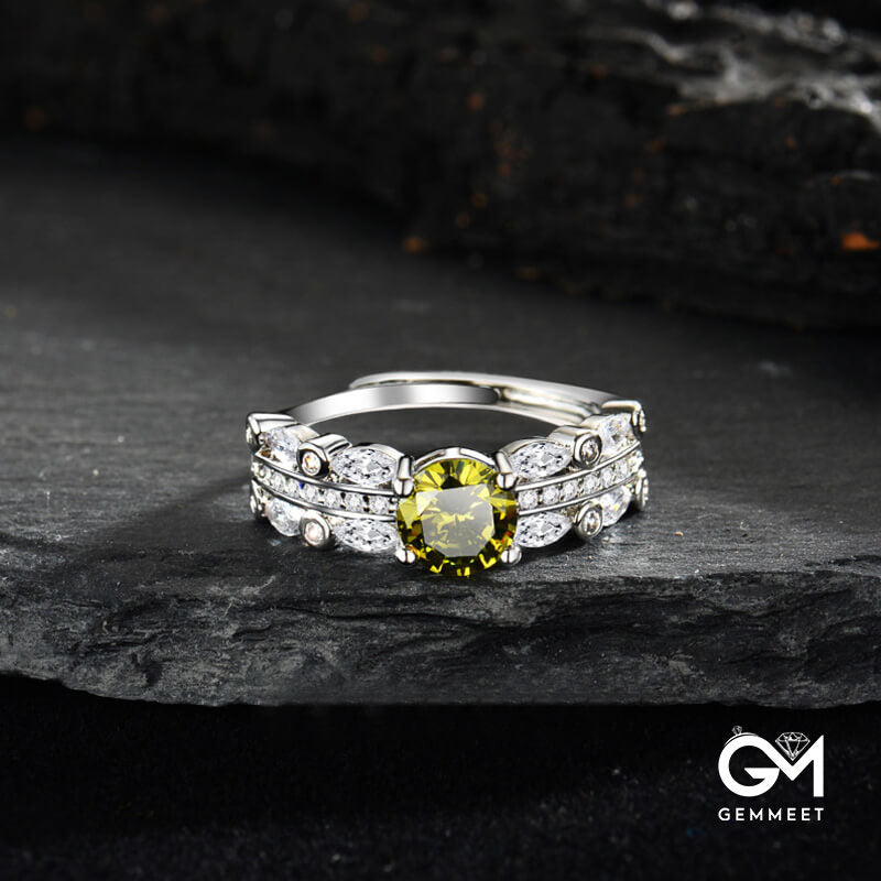 "The Jungle Angel" - Four Claws One Carat Peridot Ring