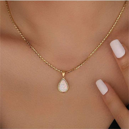 18k Natural Opal Drop Shape Pendant Necklace