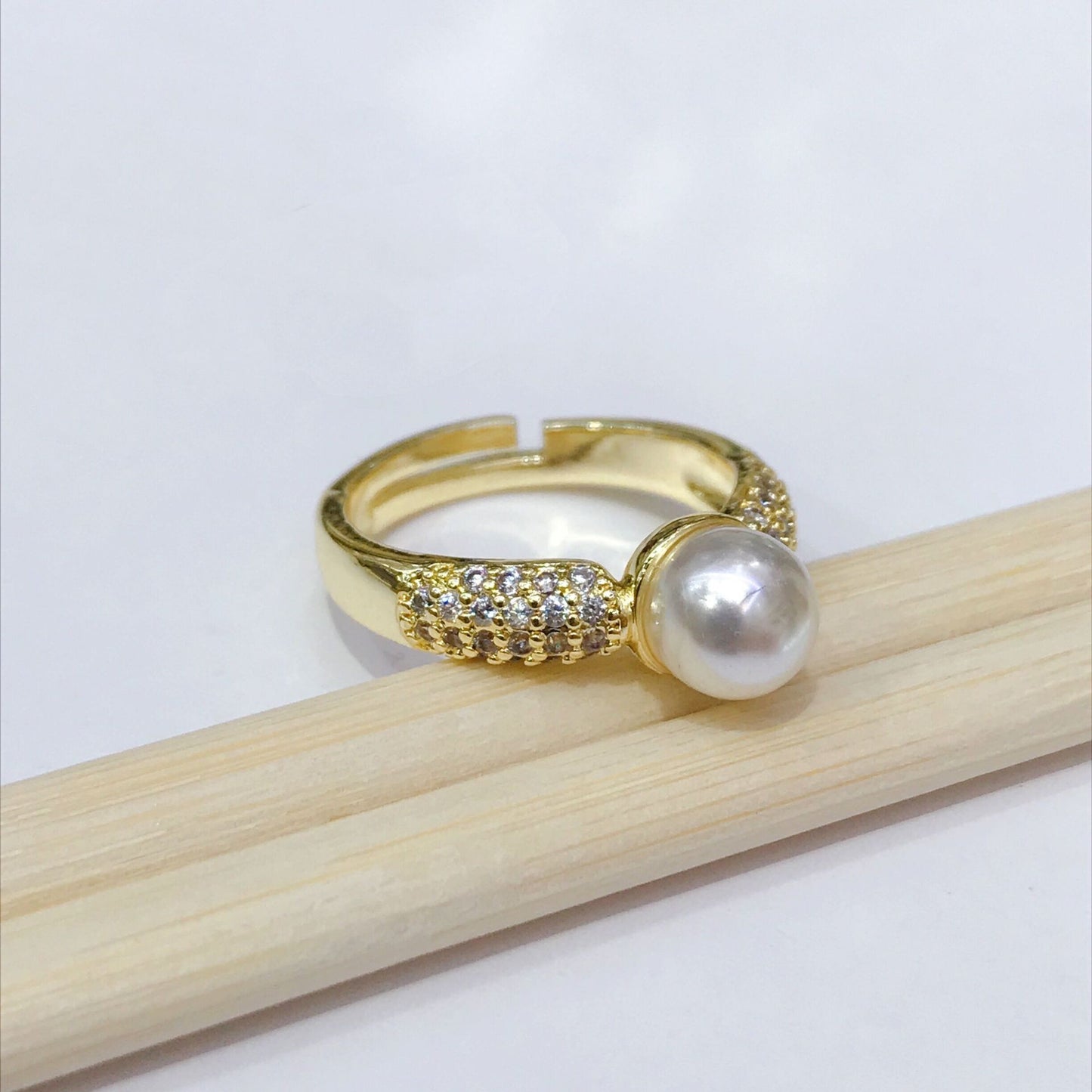 Simple Zircon Nail Opening Ring