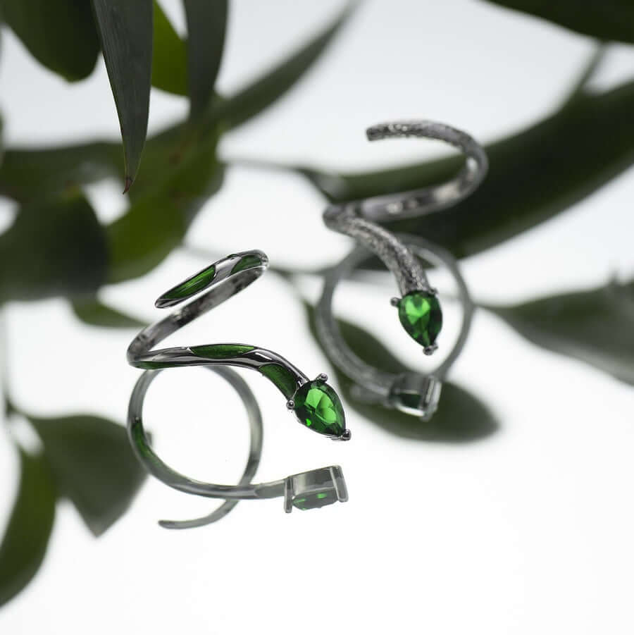 Emerald Snake Knuckle Cuff Ring