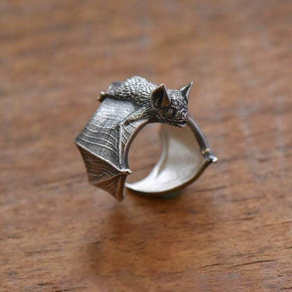 Cute Vampire Bat Vintage Ring