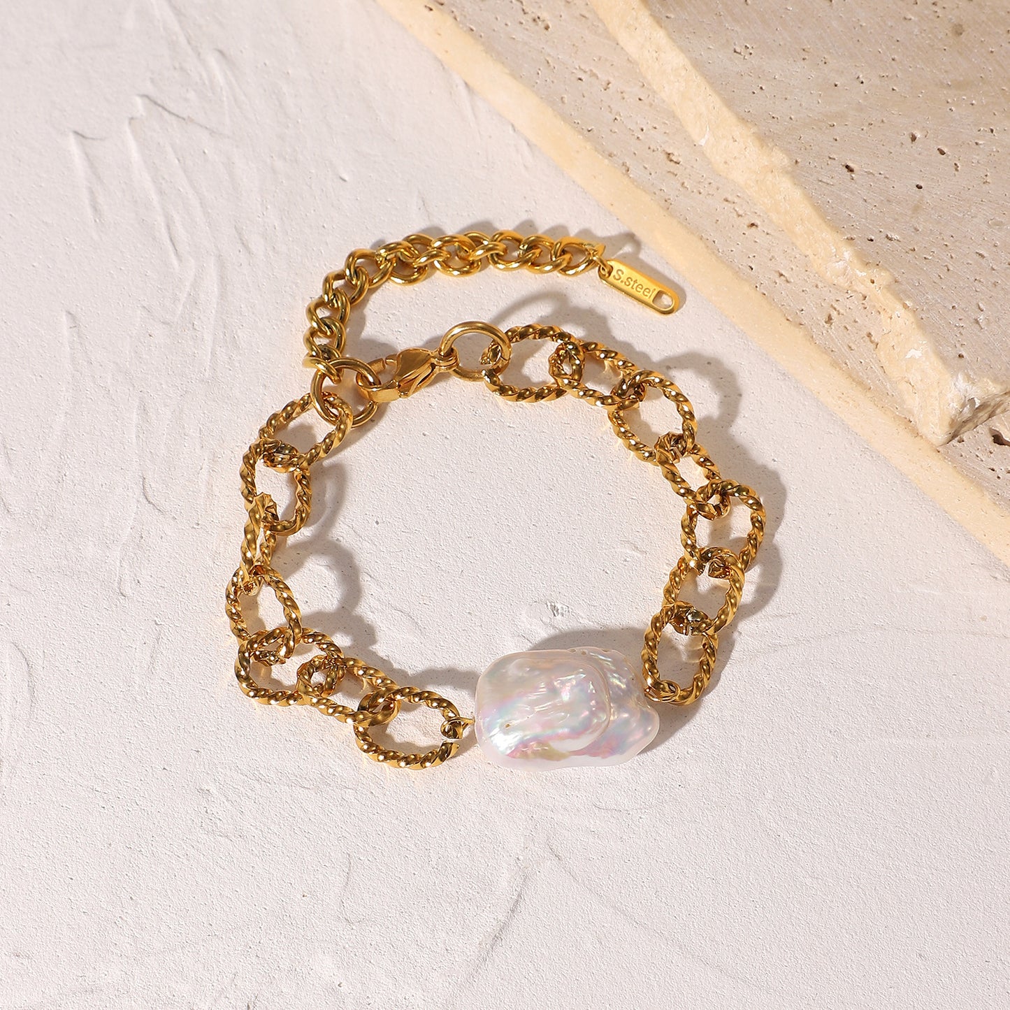 Baroque Pearl Twist Chain Bracelet