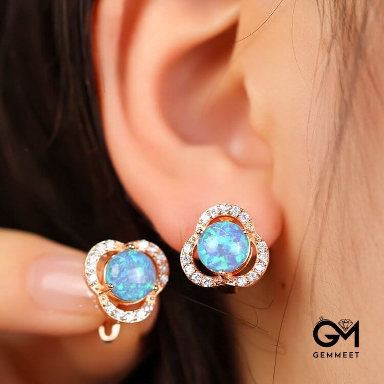 Opal White Zircon Clover Light Luxury Earrings