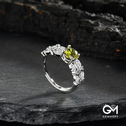 "The Jungle Angel" - Four Claws One Carat Peridot Ring