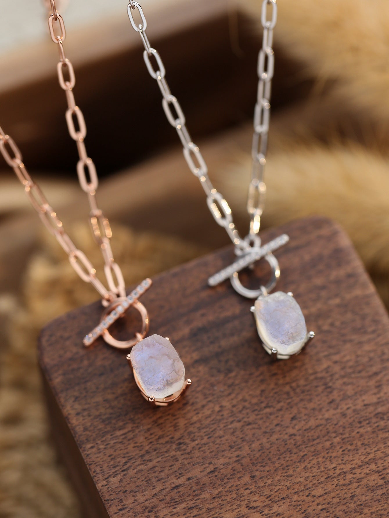 S925 Simple Buckle Moonstone Pendant Necklace