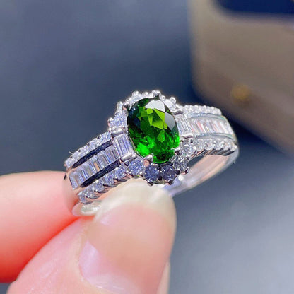 T Square Diamond Emerald Color Treasure Row Ring Imitation Natural Diopside Ring