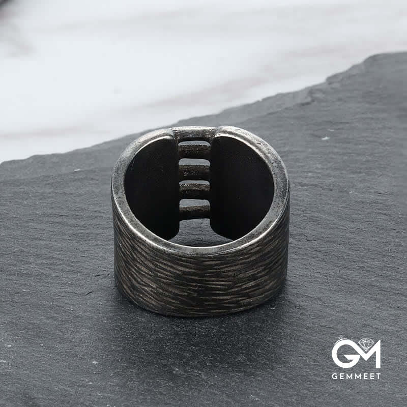 Men's Ancient Knot Wide Ring